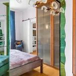 Milano- Stazione Garibaldi Ecletic Appartement *